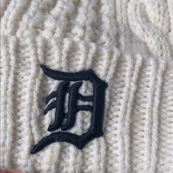 Detroit Tiger beanie - Picture 2 of 4